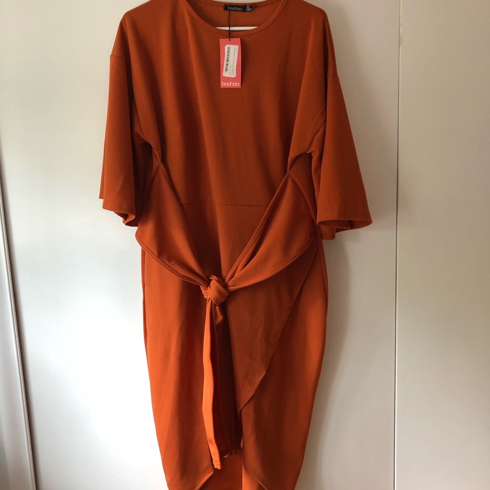 Boohoo dress